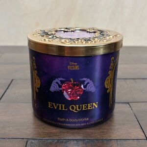 Evil Queen Candle Bath & Body Works 3 wick candle New‎ never used
